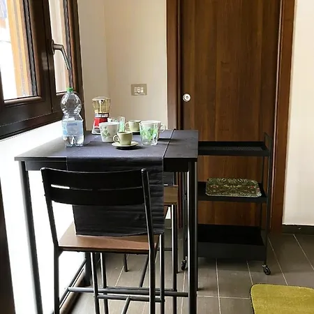 Casa Pizzoli アパート バーリ